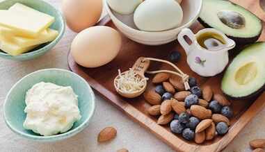 bianna ceadaithe ar an aiste bia keto